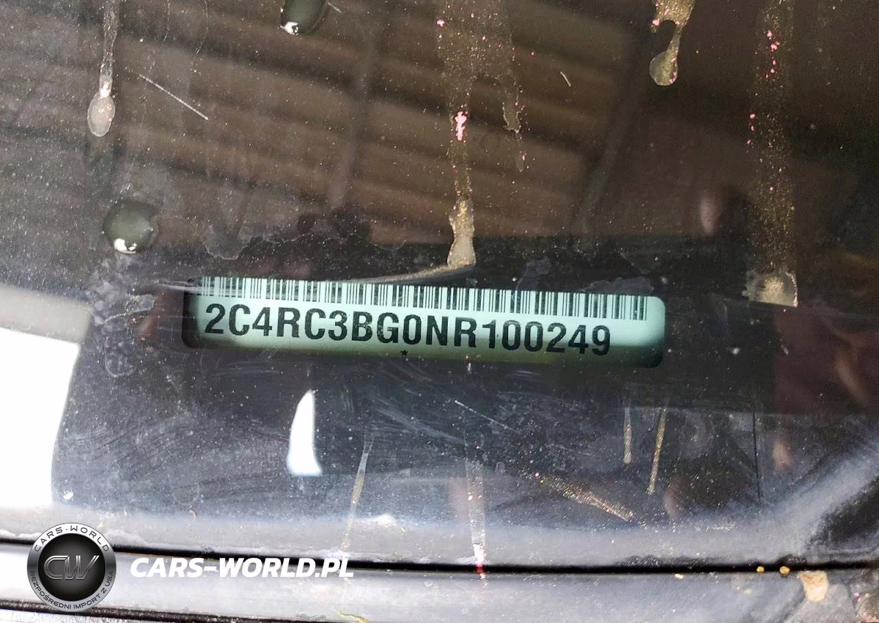 2022 Chrysler Pacifica Touring L VIN:2C4RC3BG0NR100249 - 13