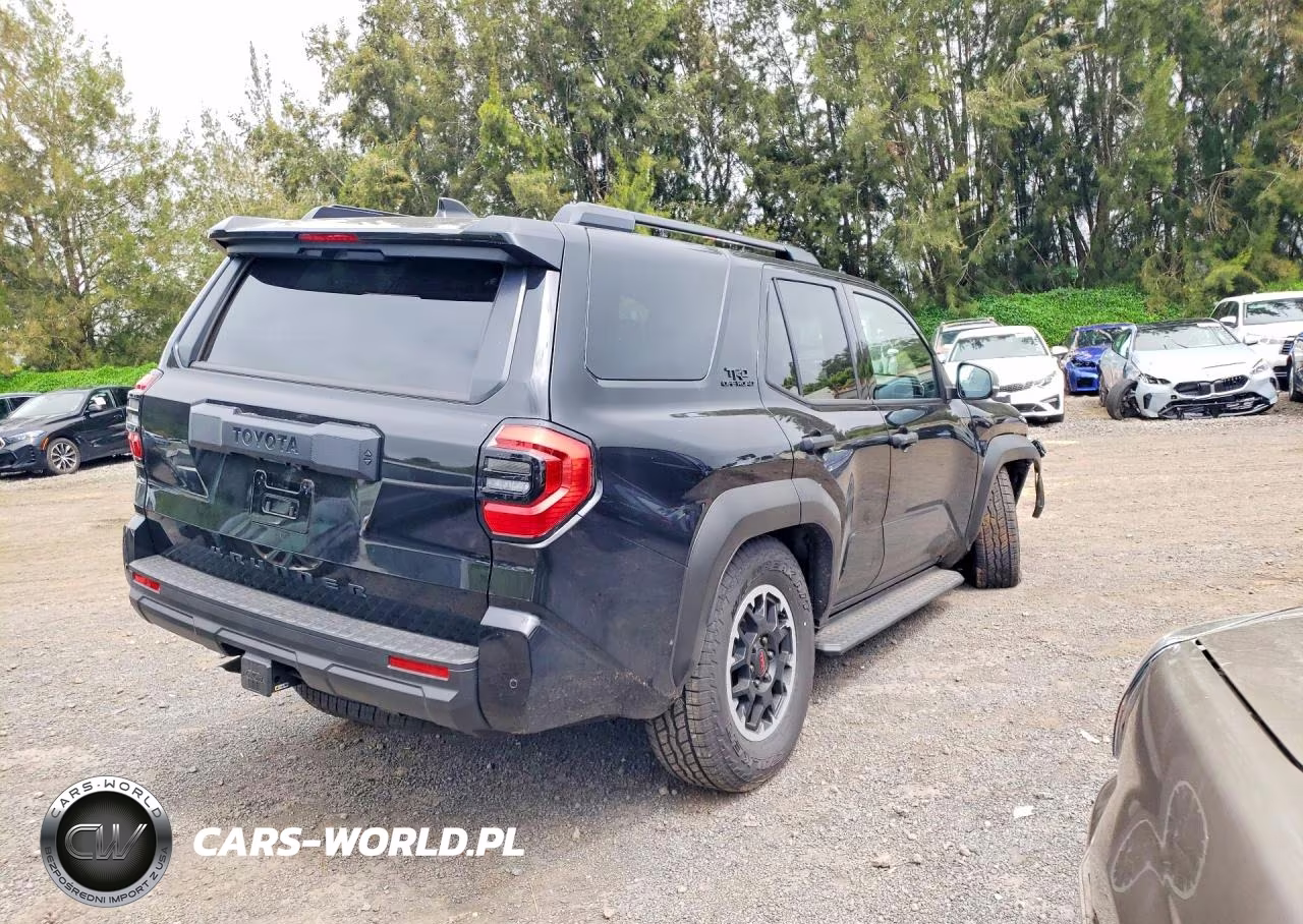 2025 Toyota 4Runner Sr5 VIN:JTEVA5BR1S5052041 - 3