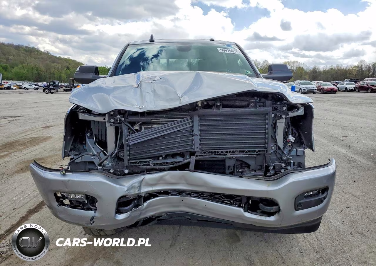 2022 Ram 2500 Laramie VIN:3C6UR5FJ4NG283047 - 5