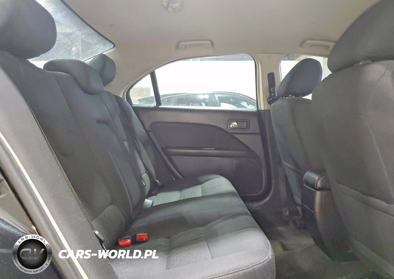 2011 Ford Fusion VIN:3FAHP0HAXBR134793 - 10