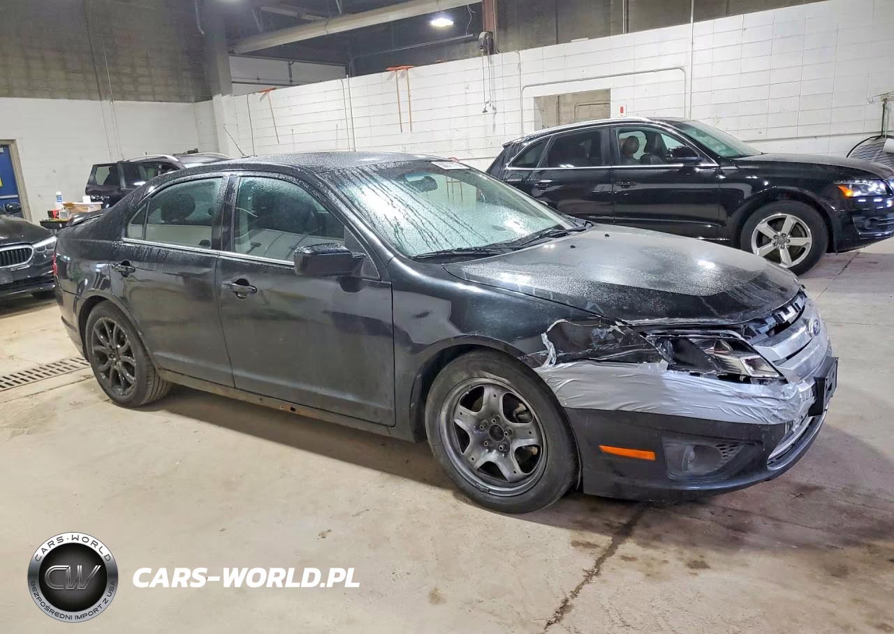 2011 Ford Fusion VIN:3FAHP0HAXBR134793 - 4