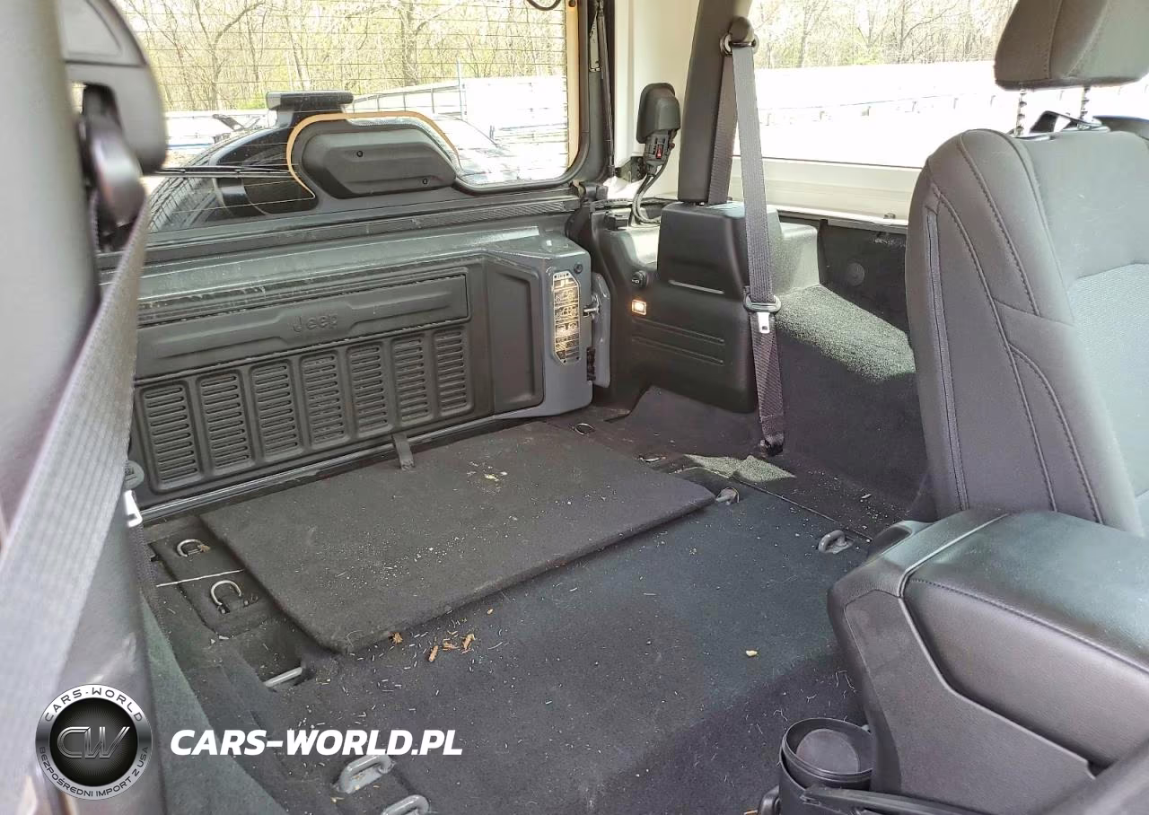 2023 Jeep Wrangler Sport VIN:1C4HJXAG7PW625944 - 10