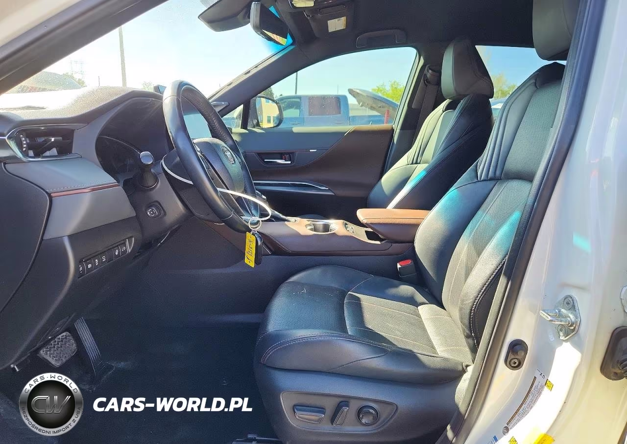 2021 Toyota Venza Limited VIN:JTEAAAAH1MJ030129 - 7
