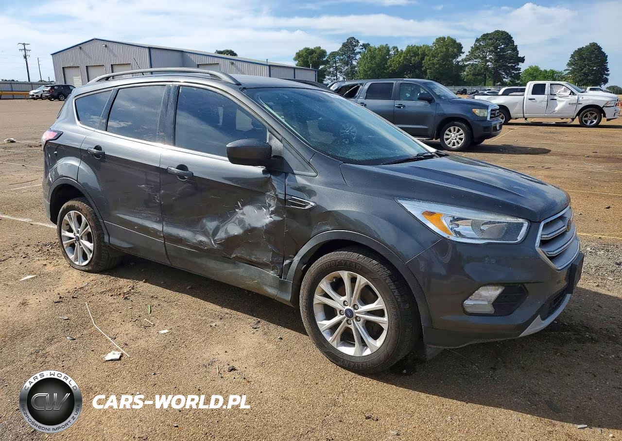 2018 Ford Escape Se VIN:1FMCU0GD4JUD04190 - 4