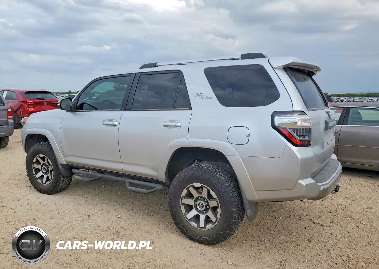 2018 Toyota 4Runner Trd Off-Road Premium VIN:JTEBU5JR0J5548085 - 2