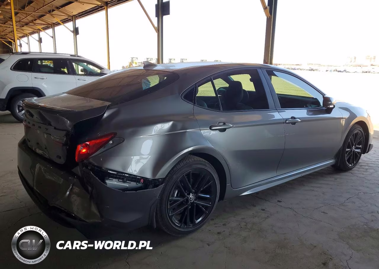 2026 Toyota Camry Se VIN:4T1DAACK1TU699228 - 3