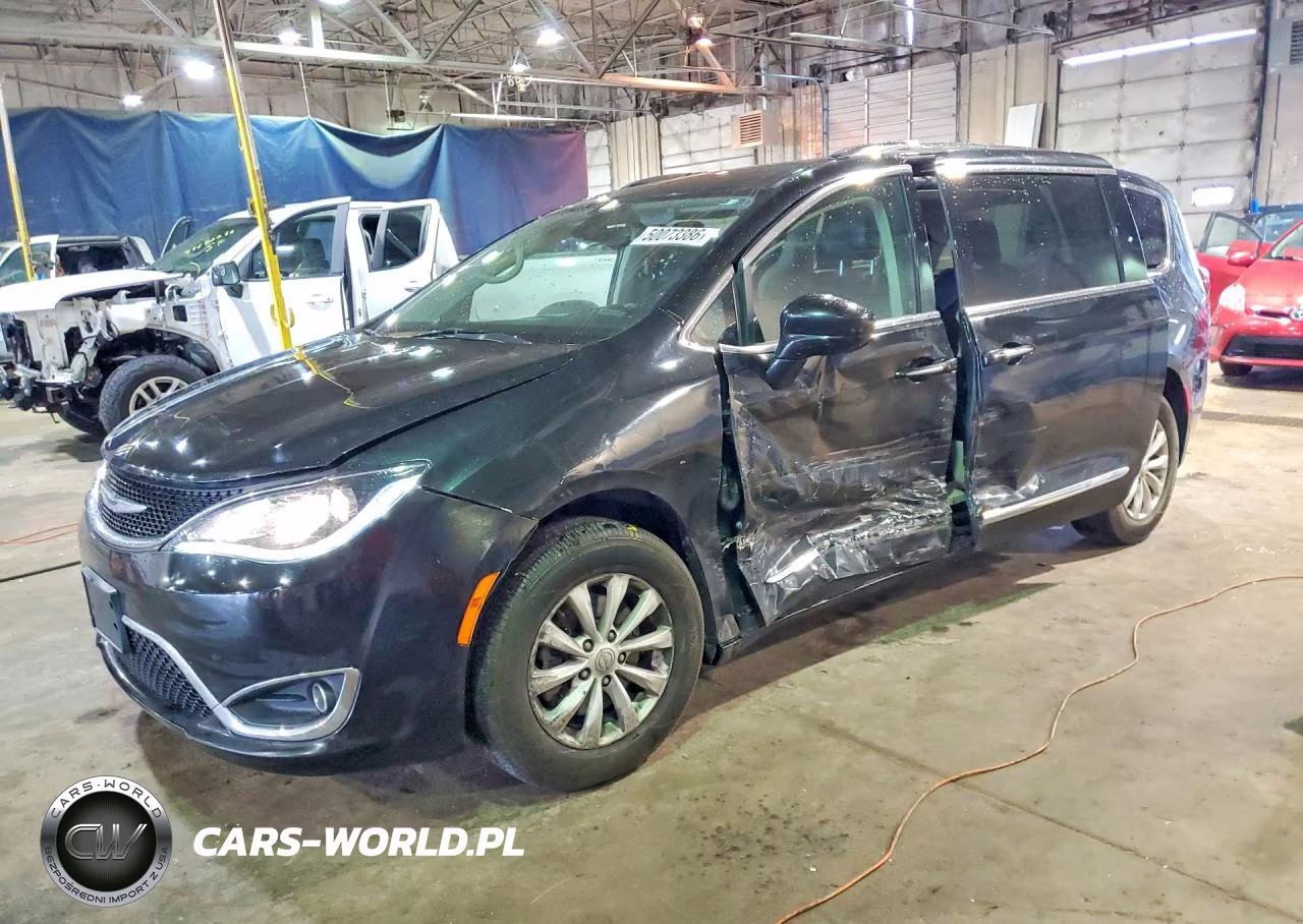 2019 Chrysler Pacifica Touring L