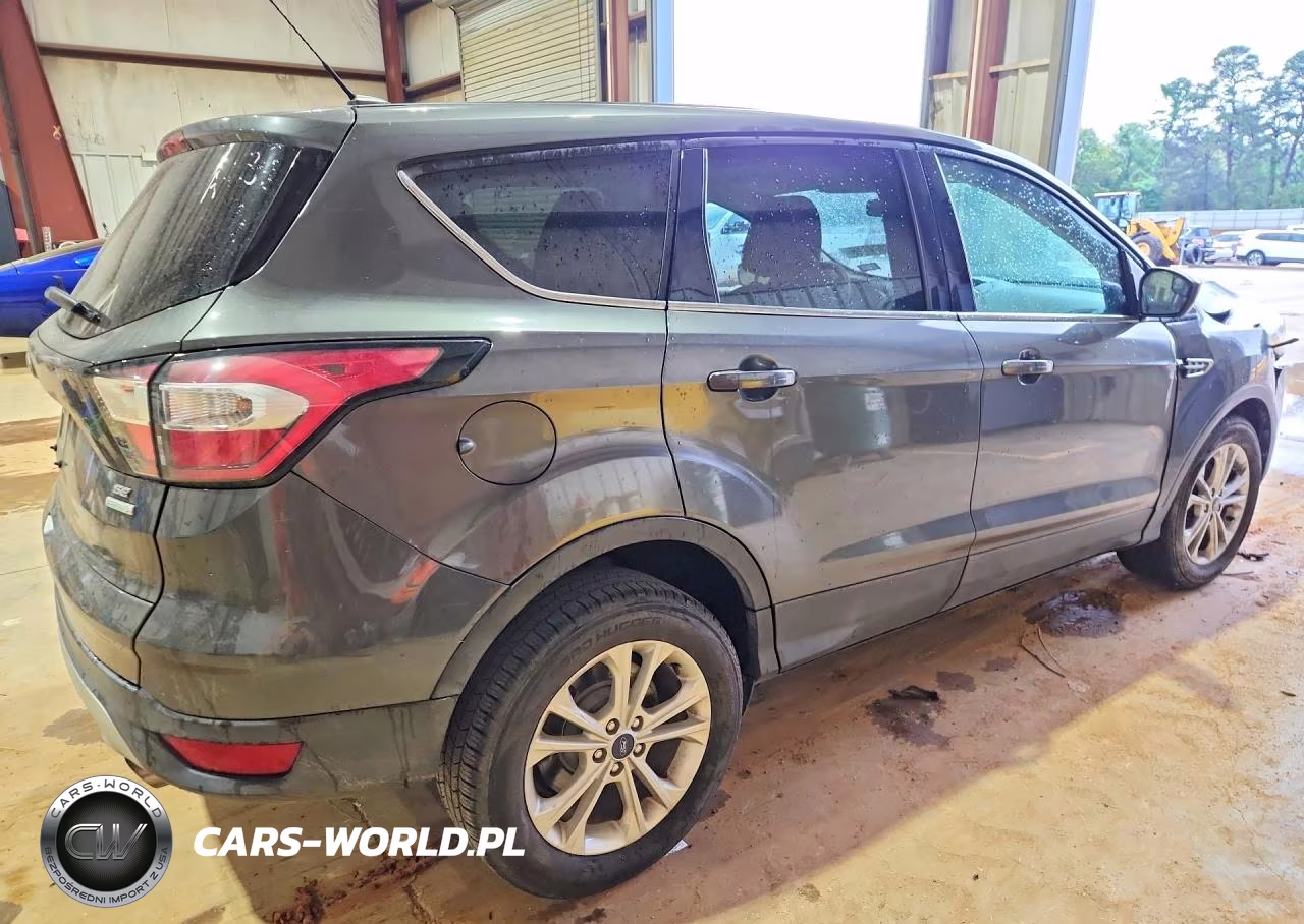2017 Ford Escape Se VIN:1FMCU0GD7HUD27893 - 3