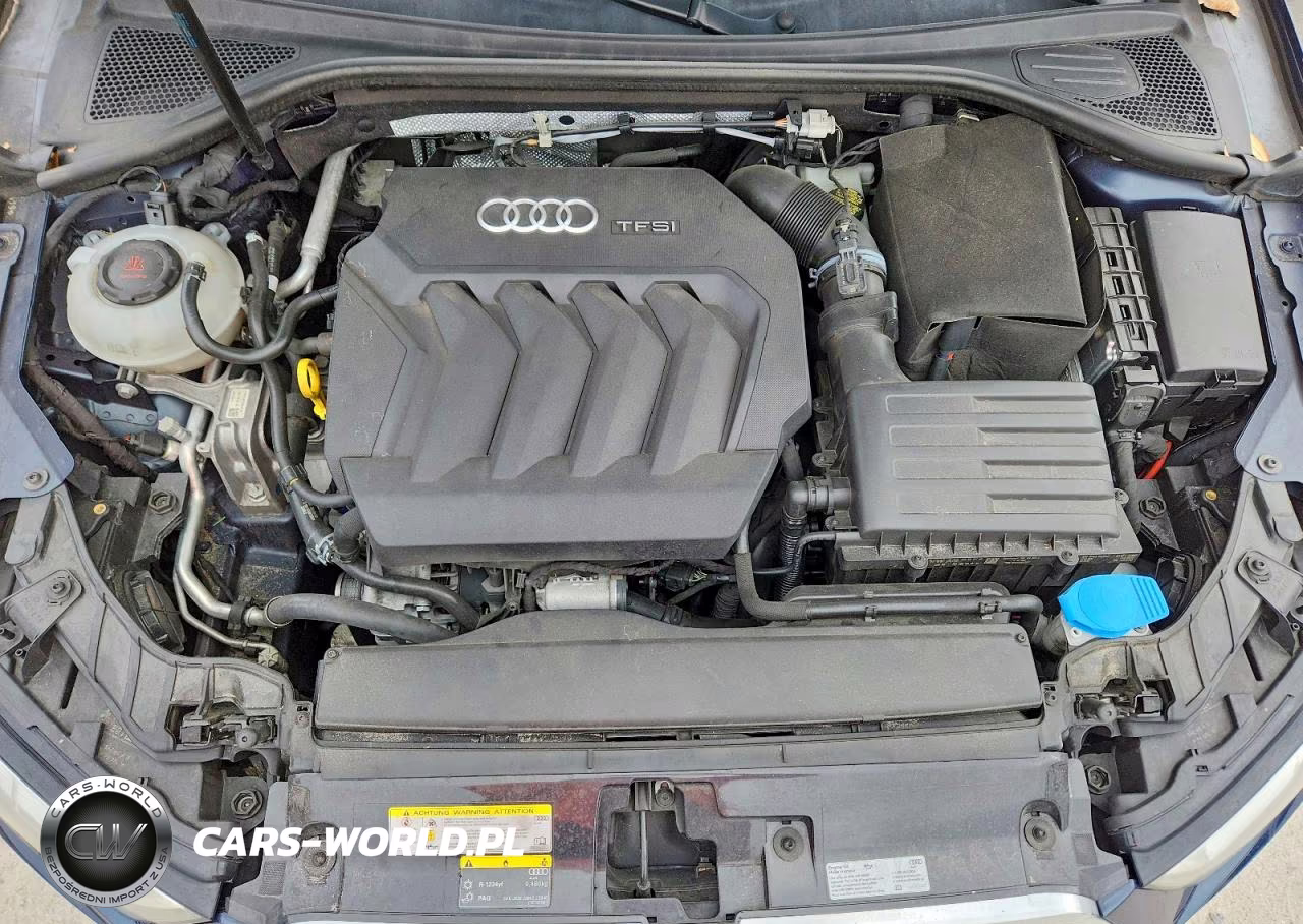 2018 Audi A3 Premium VIN:WAUAUGFF9J1069419 - 11