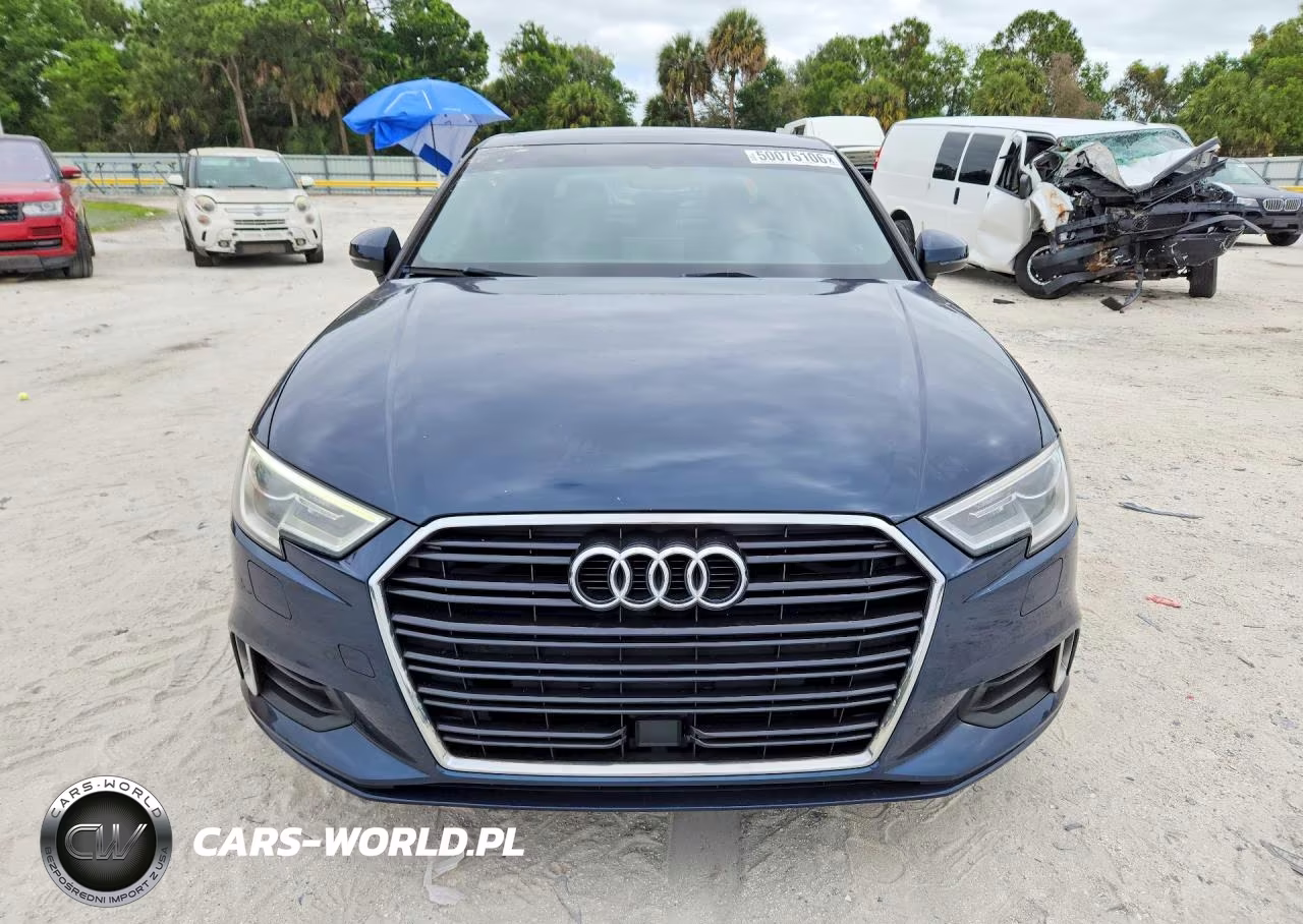 2018 Audi A3 Premium VIN:WAUAUGFF9J1069419 - 5