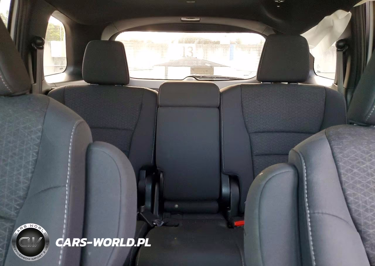 2021 Honda Passport Sport VIN:5FNYF7H2XMB007948 - 10