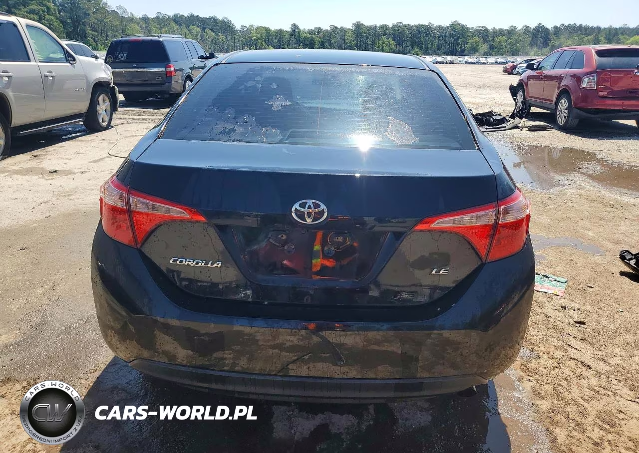 2018 Toyota Corolla Le VIN:5YFBURHE4JP770842 - 6