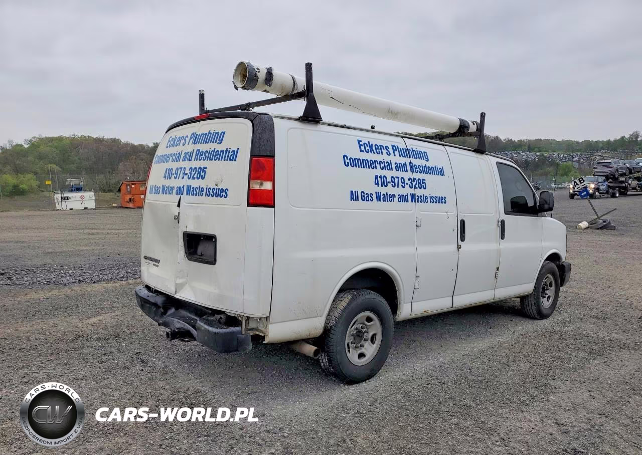 2014 Chevrolet Express G2500 VIN:1GCWGFCA2E1183643 - 3