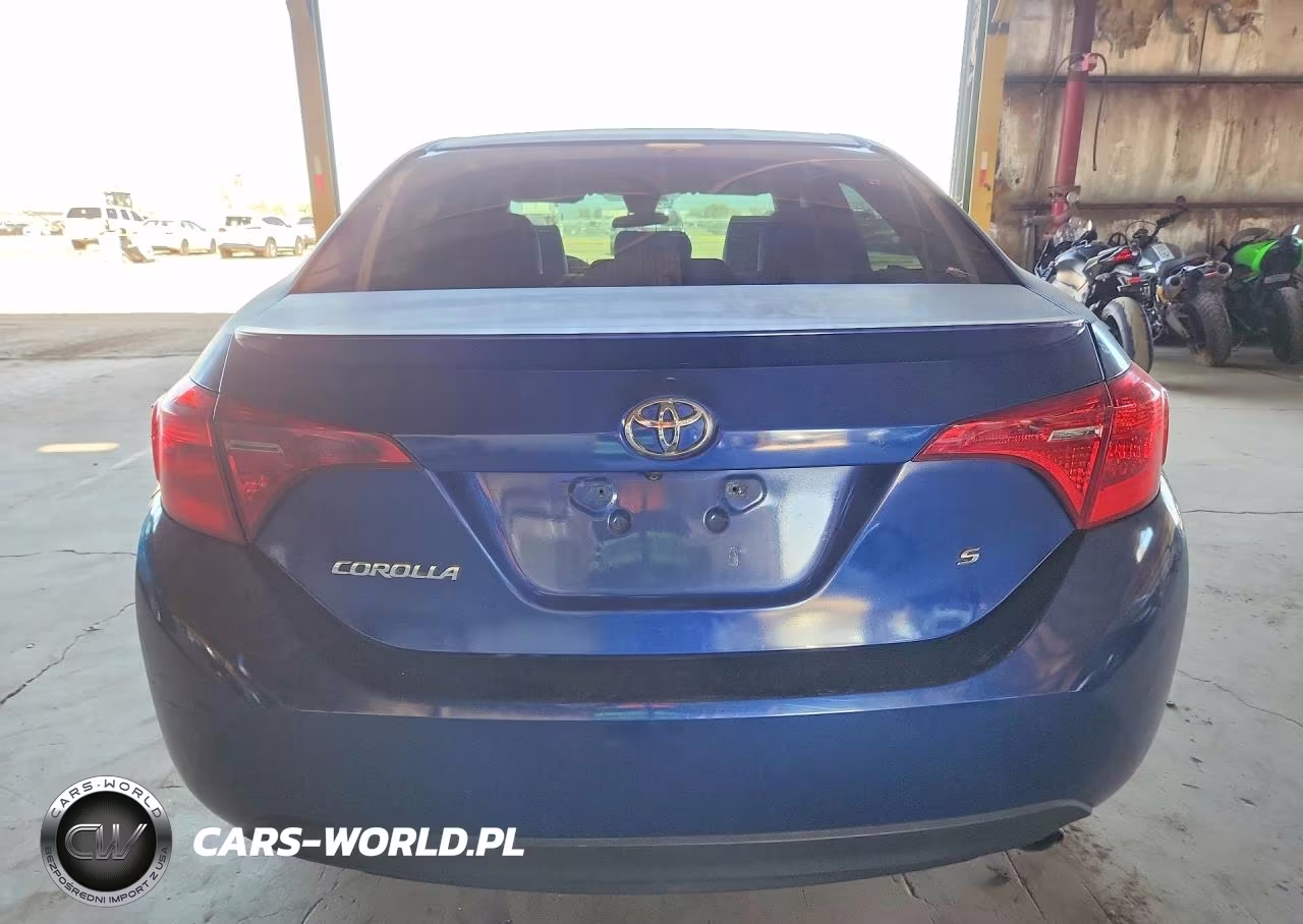 2017 Toyota Corolla Se VIN:5YFBURHE8HP731939 - 6