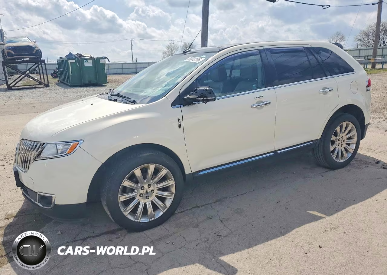2013 Lincoln Townhouse Mkx