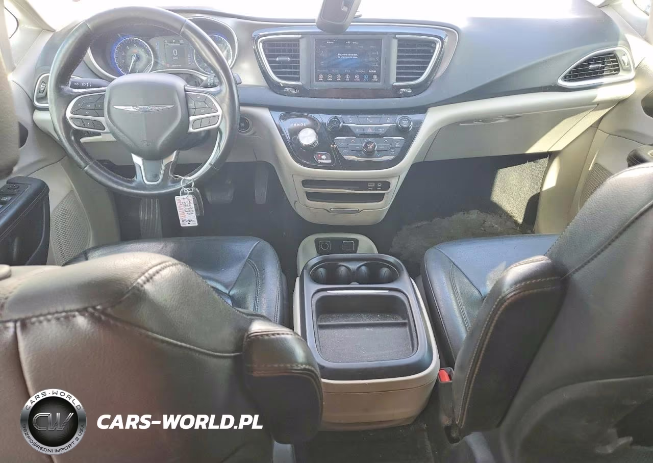 2020 Chrysler Pacifica Touring L VIN:2C4RC1BG7LR276152 - 8