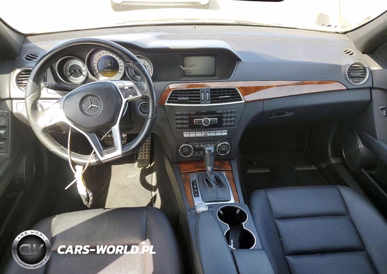 2012 Mercedes Benz C 300 4Matic VIN:WDDGF8BB7CR209185 - 8