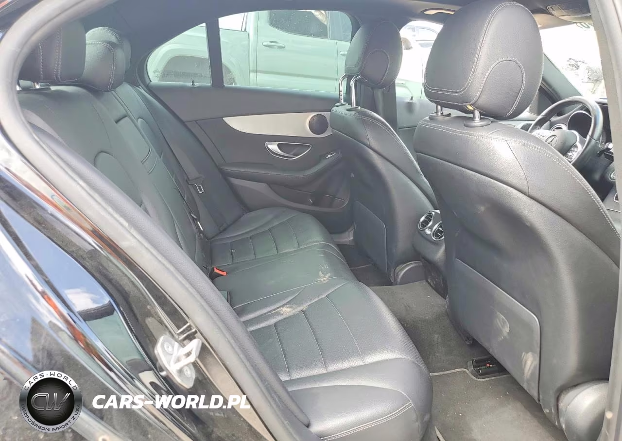 2019 Mercedes-Benz C 300 VIN:55SWF8DB0KU322434 - 10
