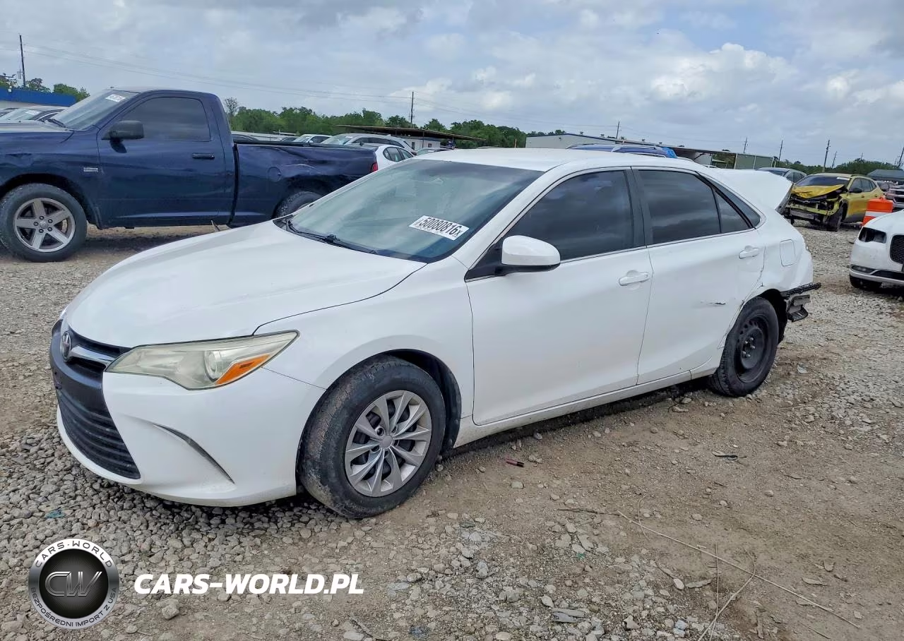 2015 Toyota Camry Le