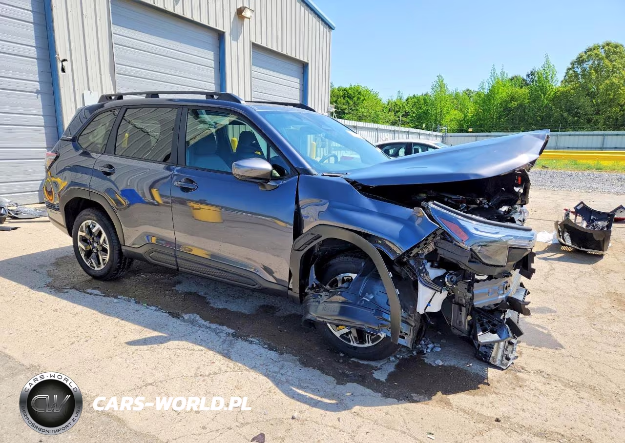 2025 Subaru Forester Premium VIN:JF2SLDDC9SH607628 - 4
