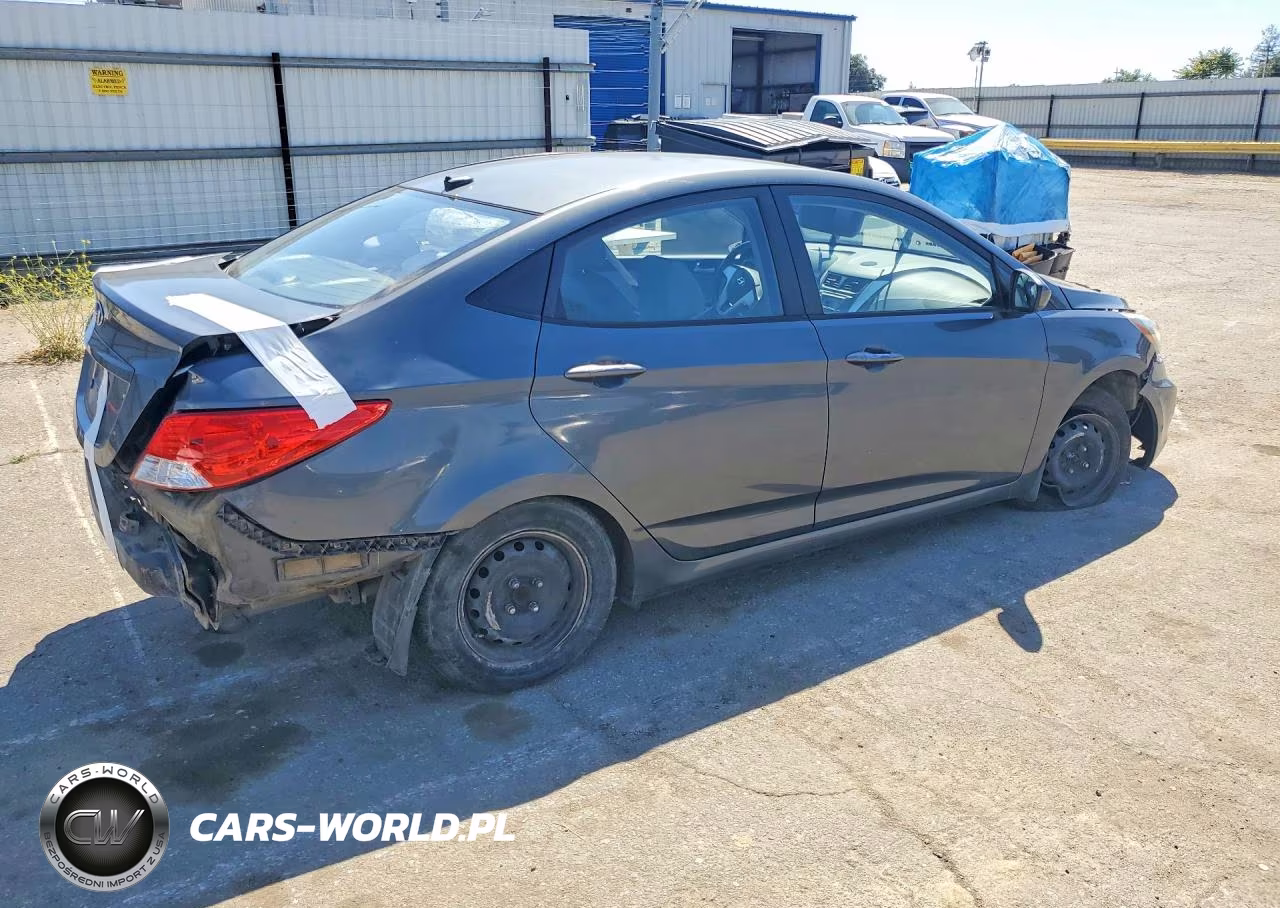 2013 Hyundai Accent Gls VIN:KMHCT4AE7DU282038 - 3