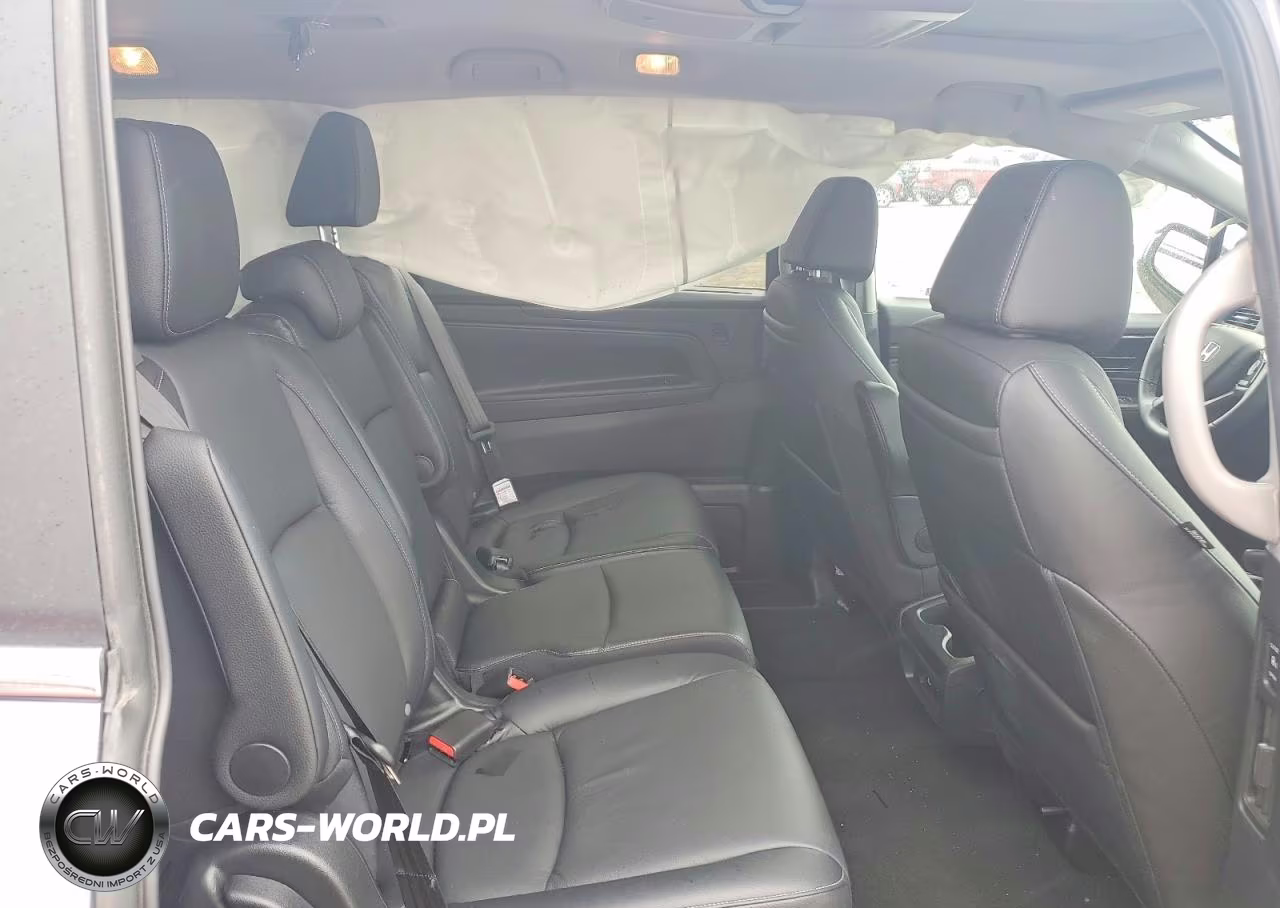 2024 Honda Odyssey Touring VIN:5FNRL6H85RB053240 - 11