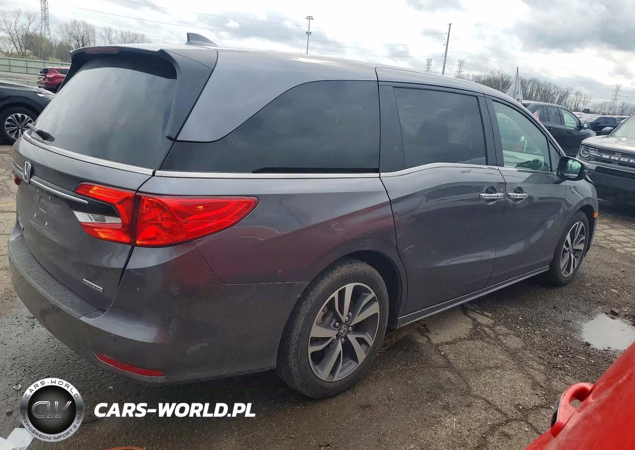 2024 Honda Odyssey Touring VIN:5FNRL6H85RB053240 - 3