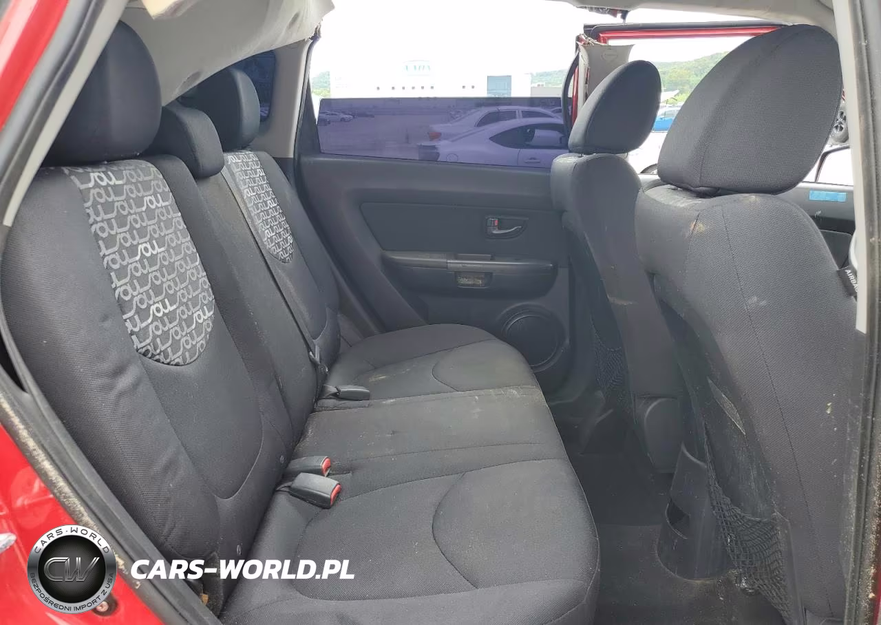 2011 Kia Soul + VIN:KNDJT2A23B7332631 - 10