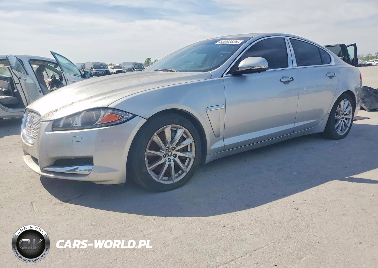 2012 Jaguar Xf