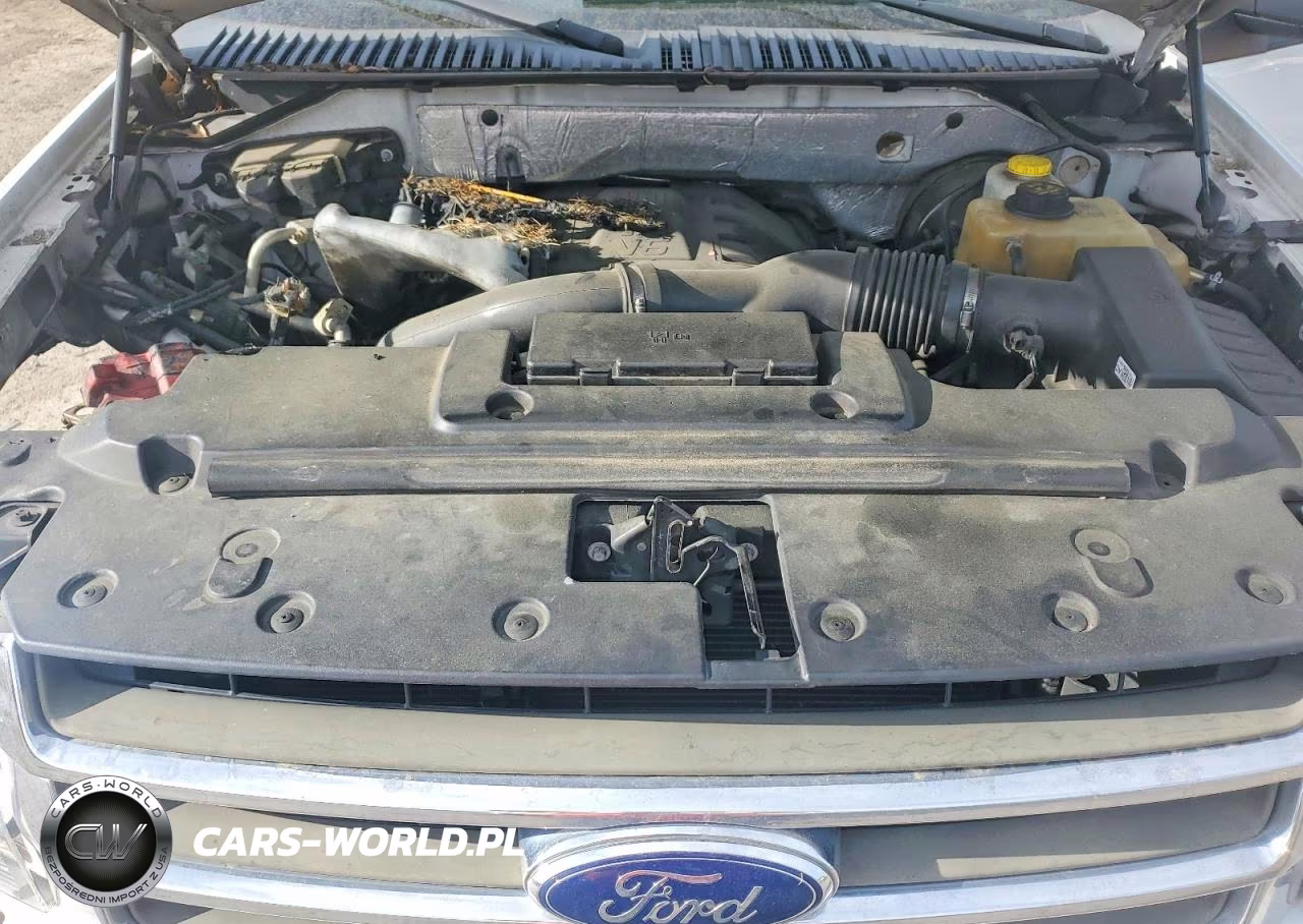 2017 Ford Expedition Xlt VIN:1FMJU1HT9HEA07584 - 12