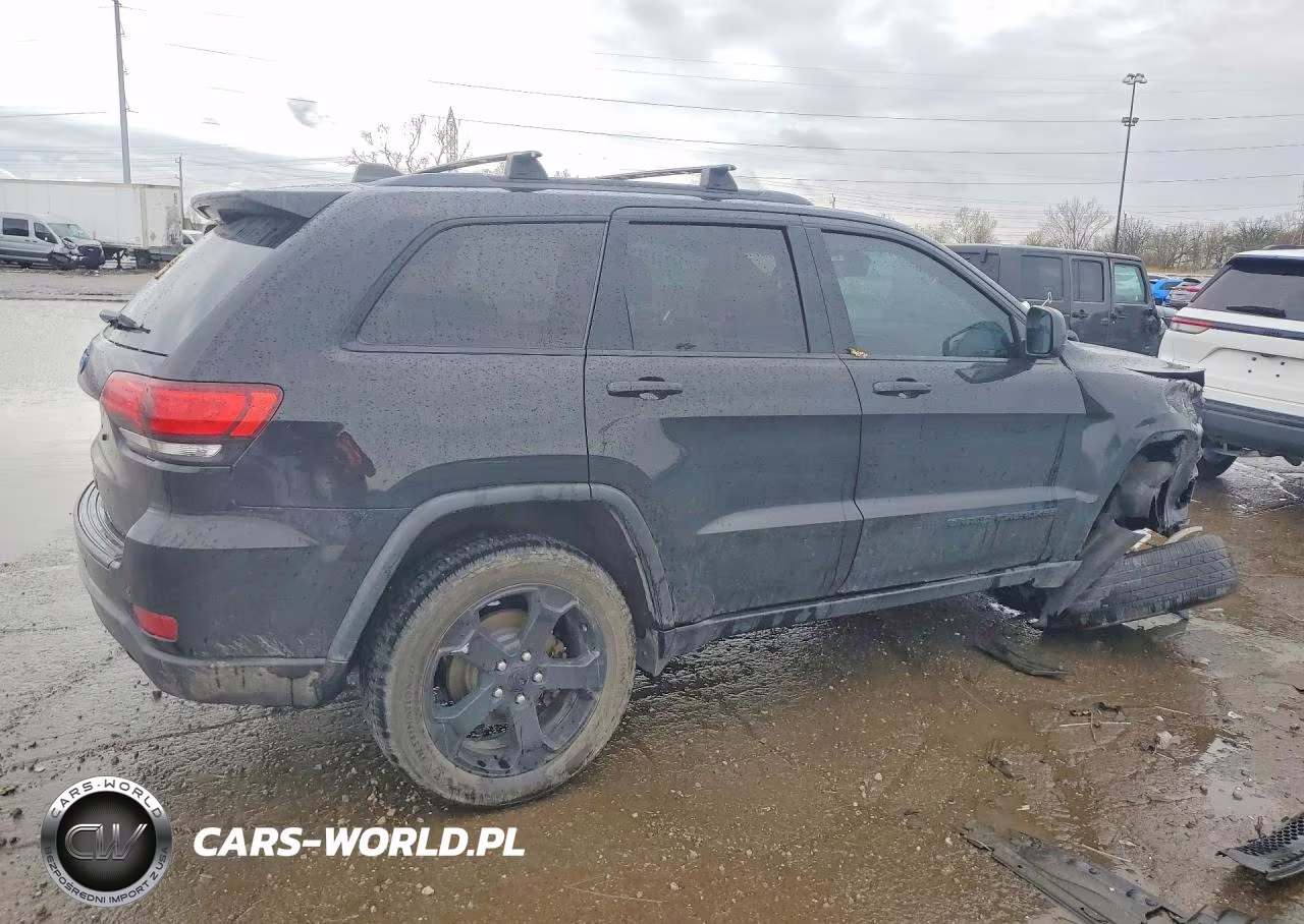 2019 Jeep Grand Cherokee Laredo VIN:1C4RJFAG9KC694188 - 3