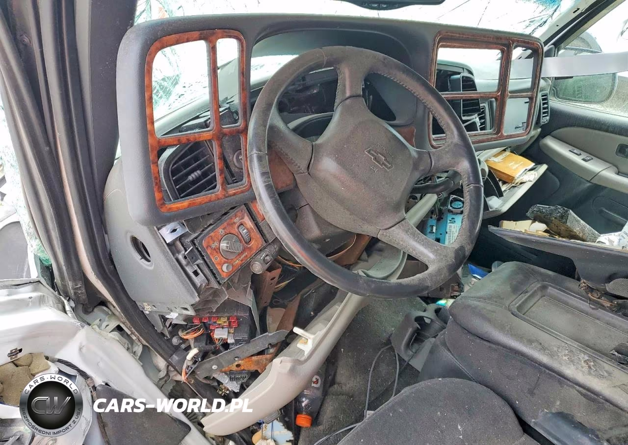 2002 Chevrolet Suburban C1500 VIN:1GNEC16Z42J123717 - 8