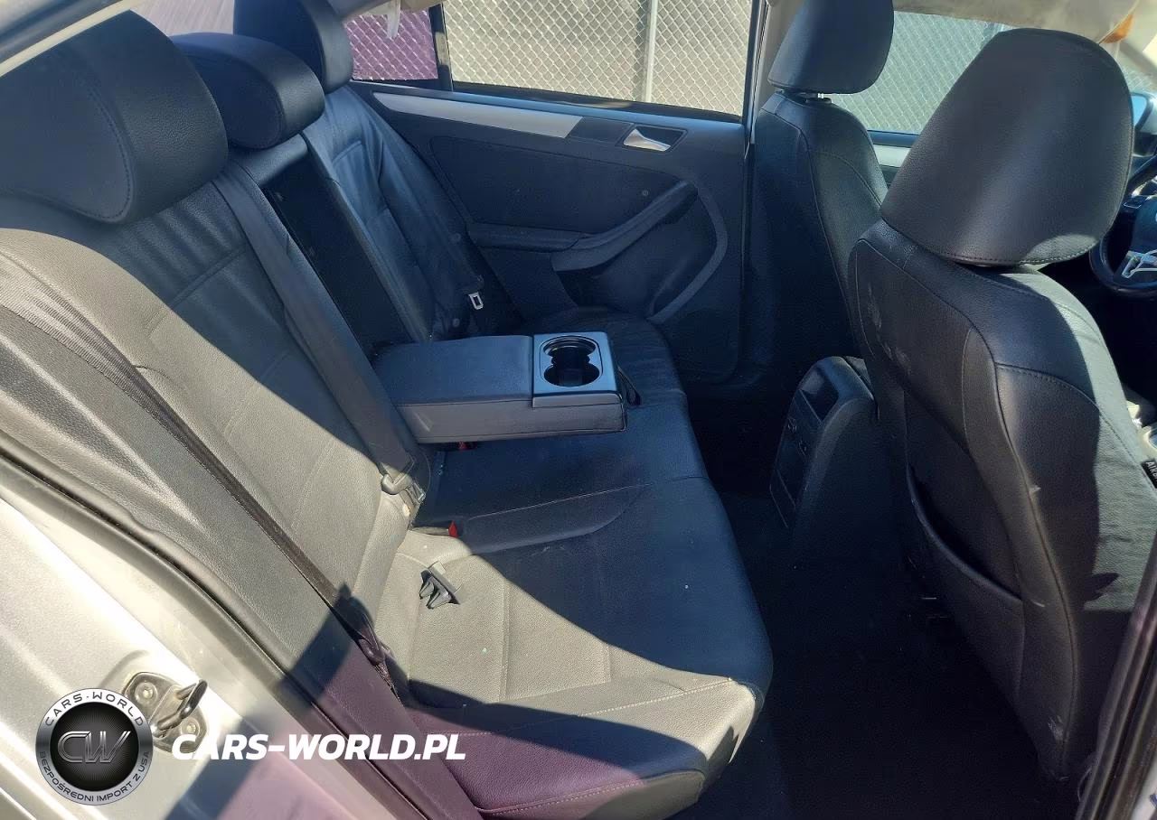 2011 Volkswagen Jetta Sel VIN:3VWLX7AJ6BM353543 - 10