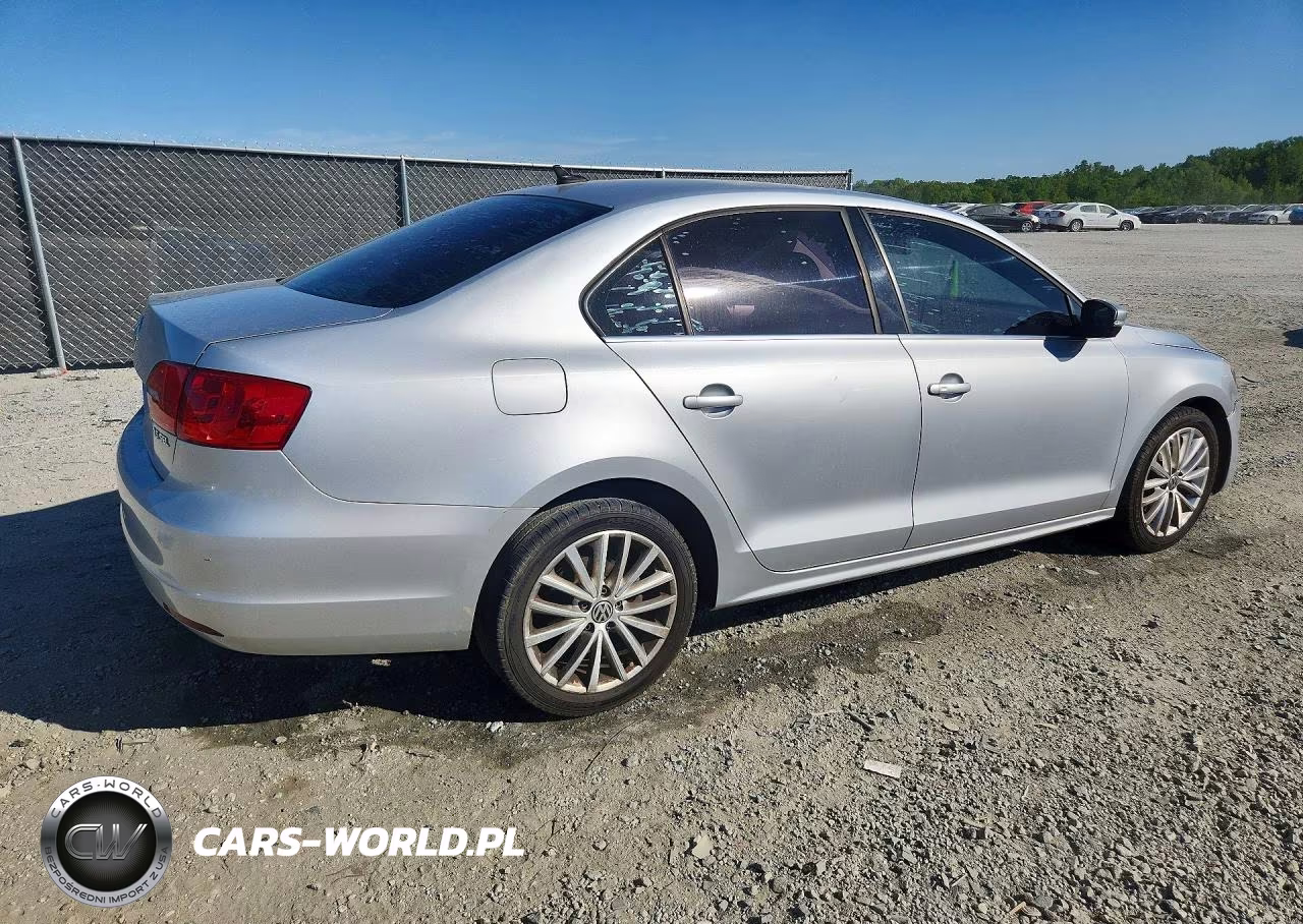 2011 Volkswagen Jetta Sel VIN:3VWLX7AJ6BM353543 - 3