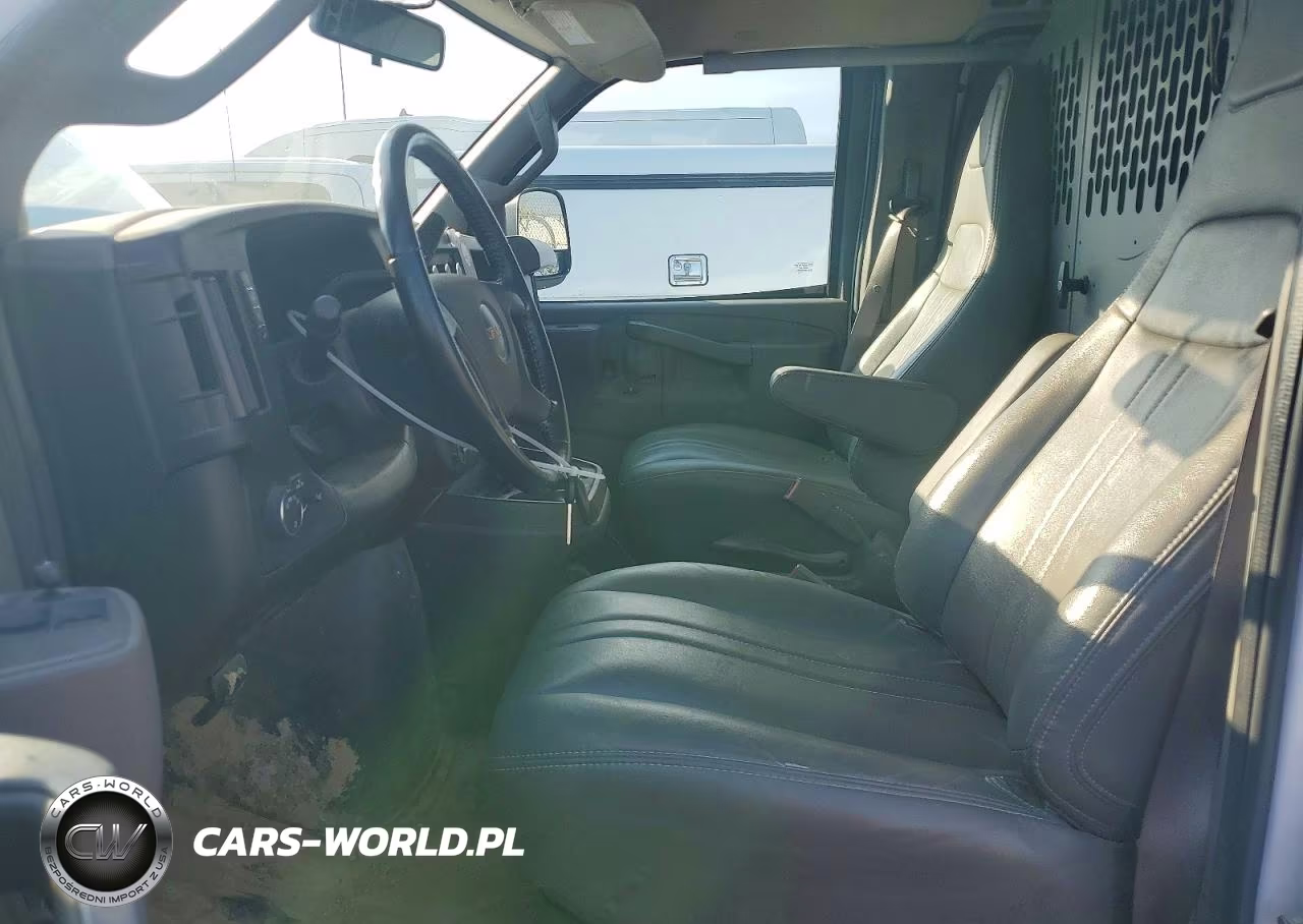 2023 GMC Savana G2500 VIN:1GTW7AFP9P1115183 - 7