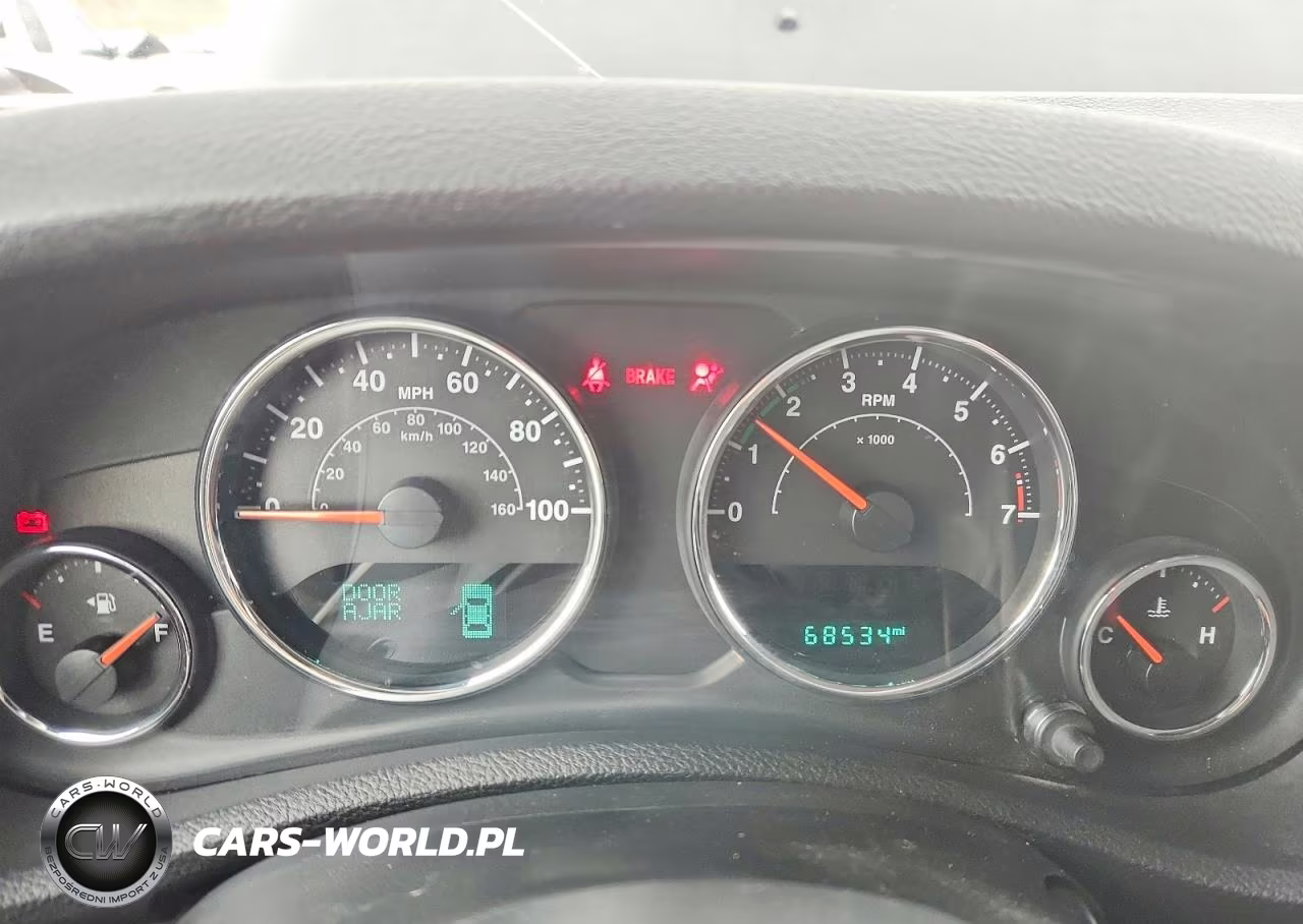 2017 Jeep Wrangler Unlimited Sport VIN:1C4BJWDG5HL507101 - 9