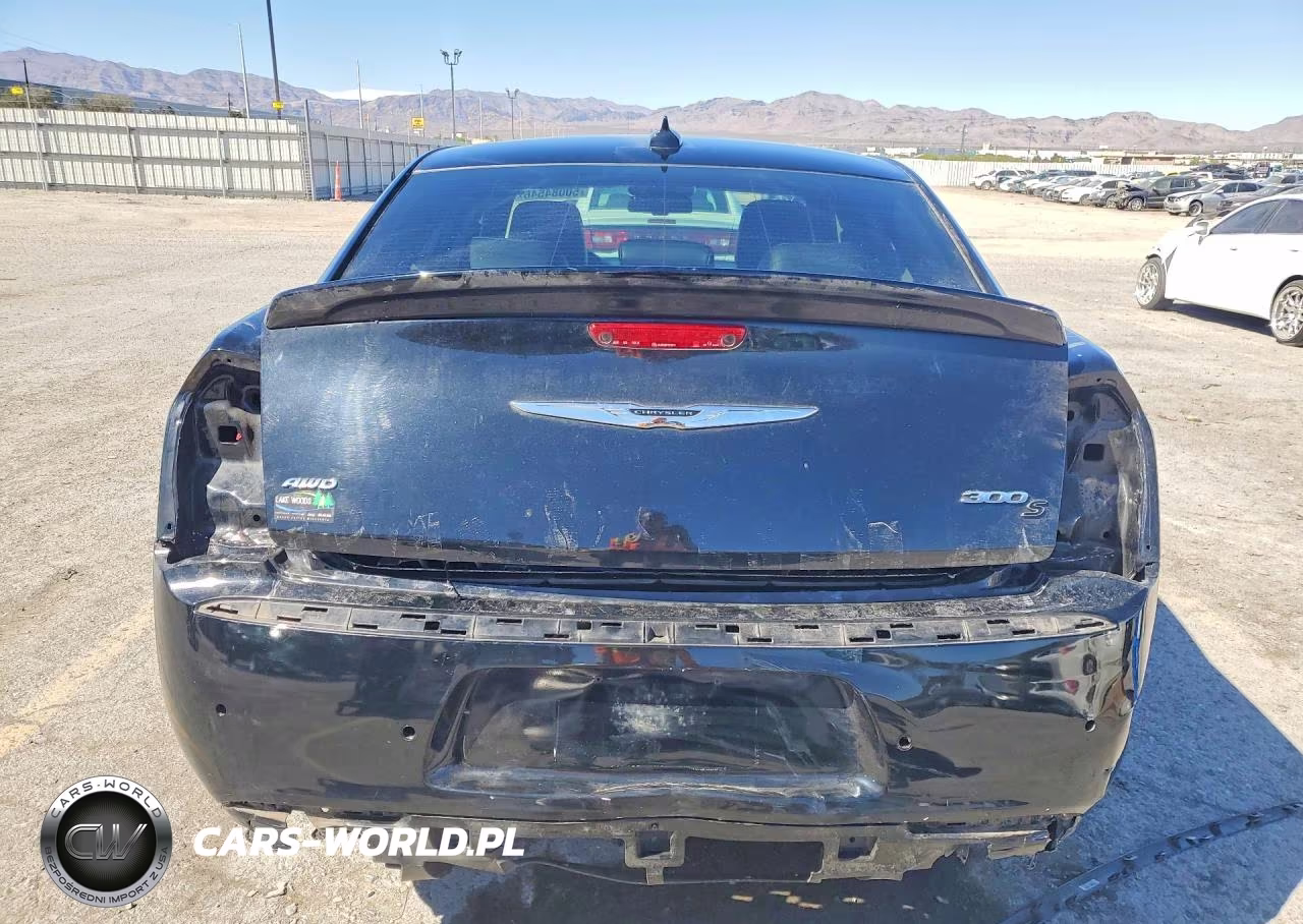 2017 Chrysler 300 S VIN:2C3CCAGGXHH648082 - 6
