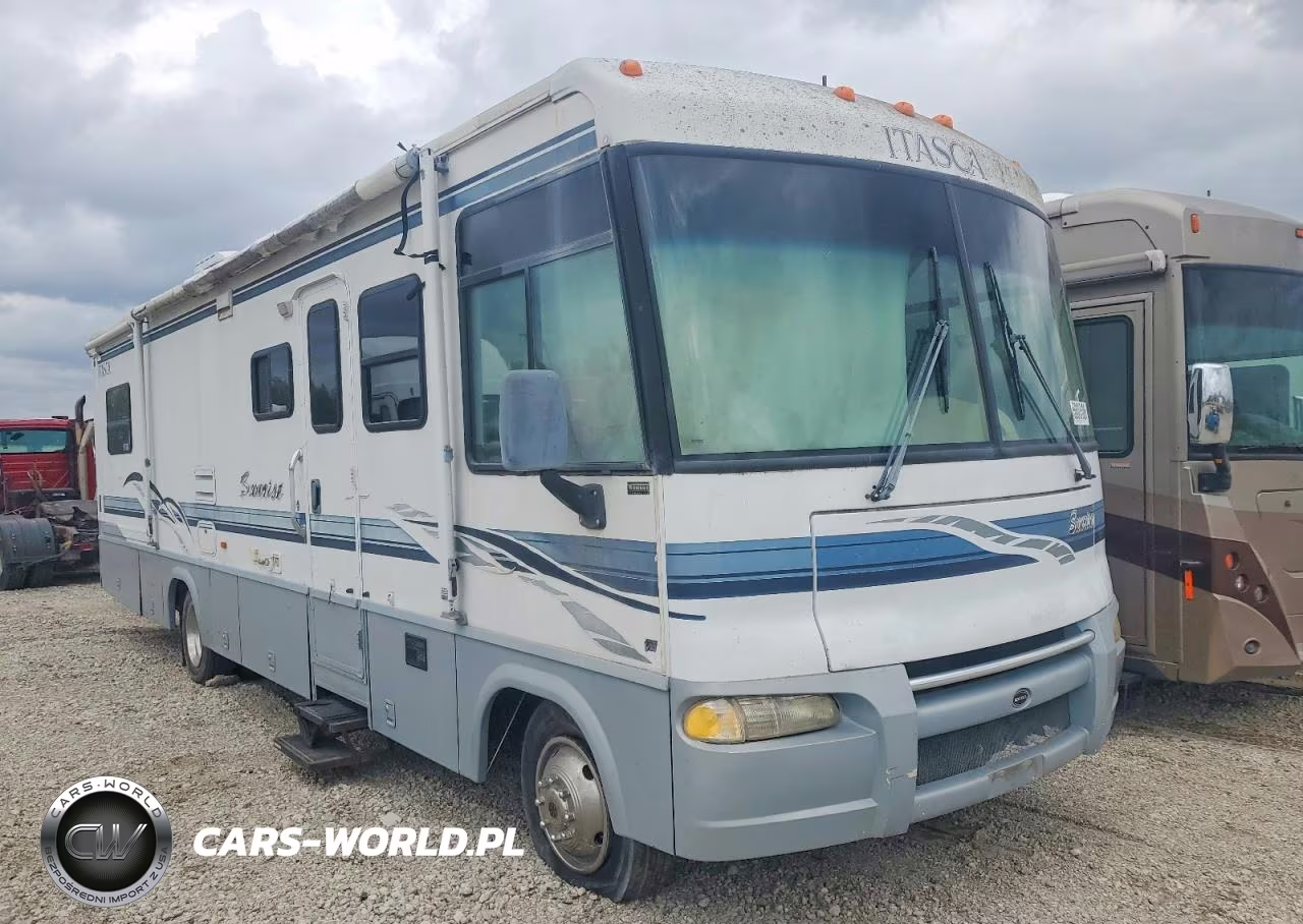2002 Itasca Recreational Vehicle (Rv)