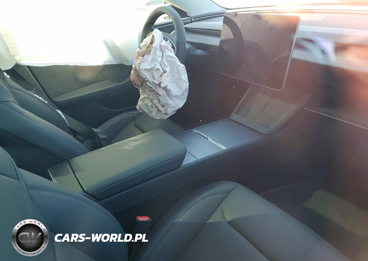 2026 Tesla Model 3 VIN:5YJ3E1EB4TF151864 - 8