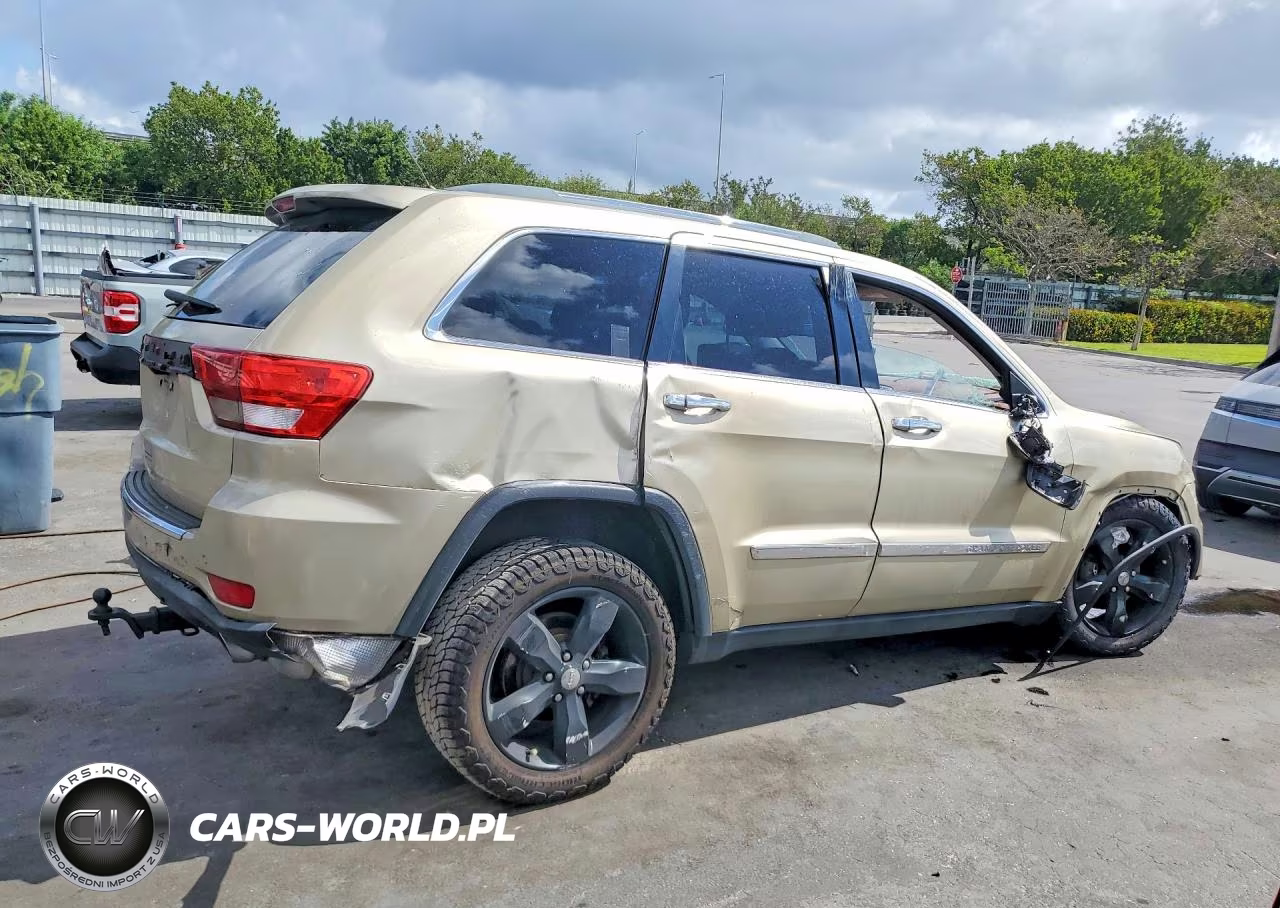 2011 Jeep Grand Cherokee Overland VIN:1J4RS6GT8BC626542 - 3