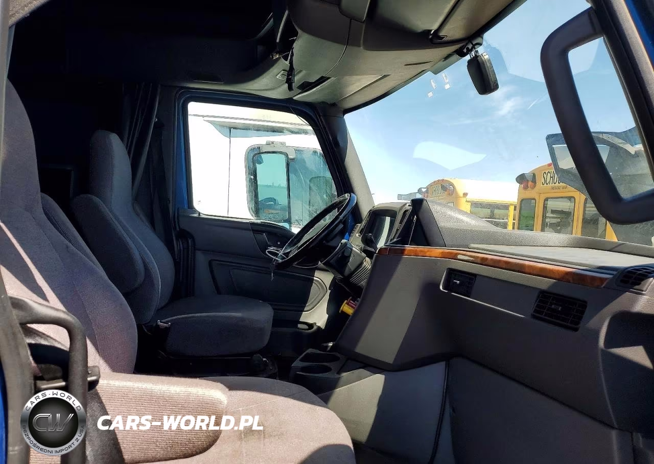 2019 International Lt625 VIN:3HSDZTZR7KN279409 - 5