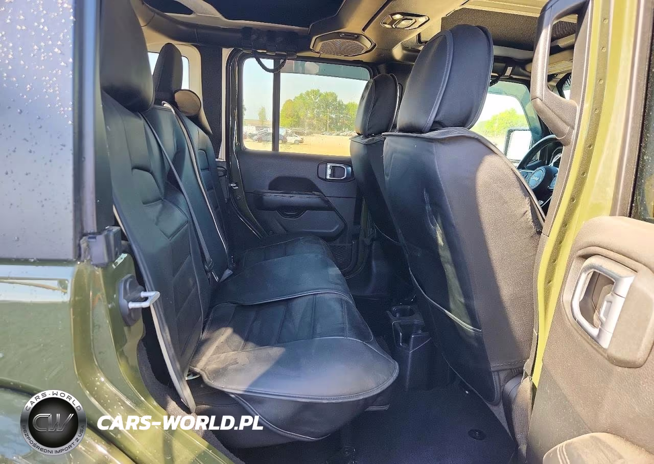 2021 Jeep Wrangler Unlimited Sahara VIN:1C4HJXEN6MW544745 - 10
