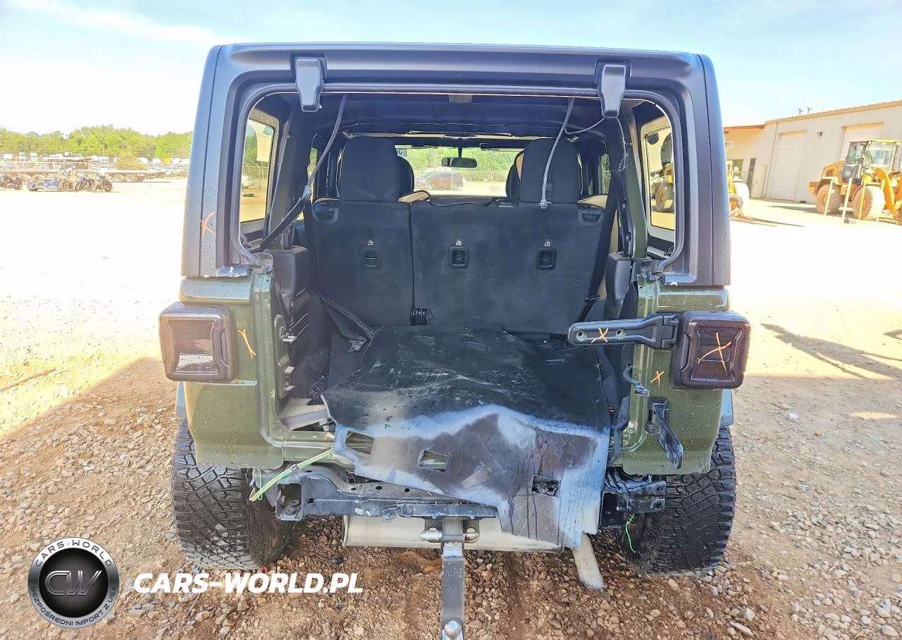 2021 Jeep Wrangler Unlimited Sahara VIN:1C4HJXEN6MW544745 - 6