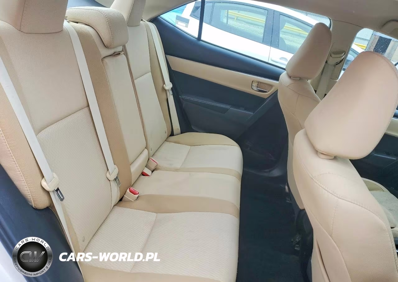 2017 Toyota Corolla Le VIN:5YFBURHE3HP674209 - 10