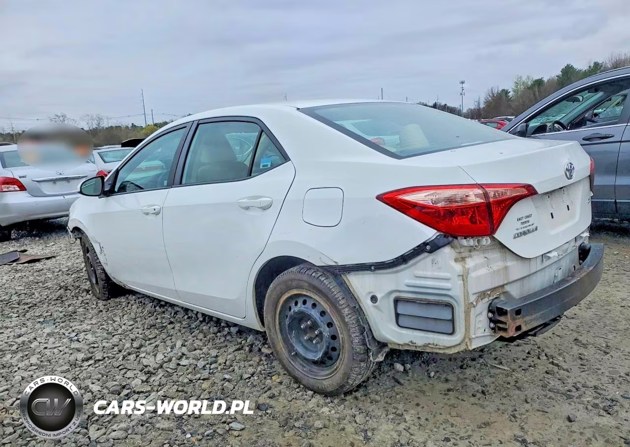 2017 Toyota Corolla Le VIN:5YFBURHE3HP674209 - 2