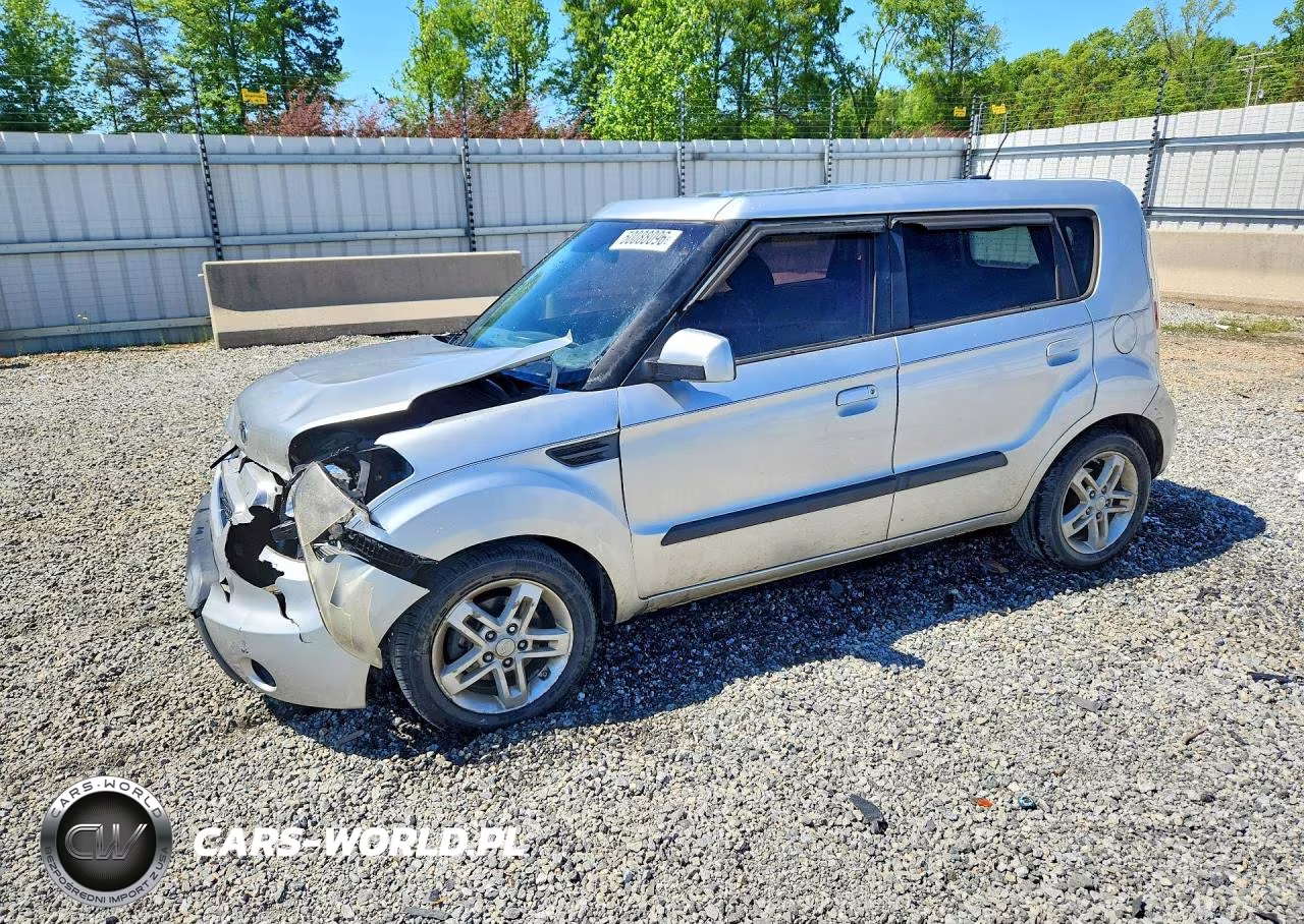 2010 Kia Soul +