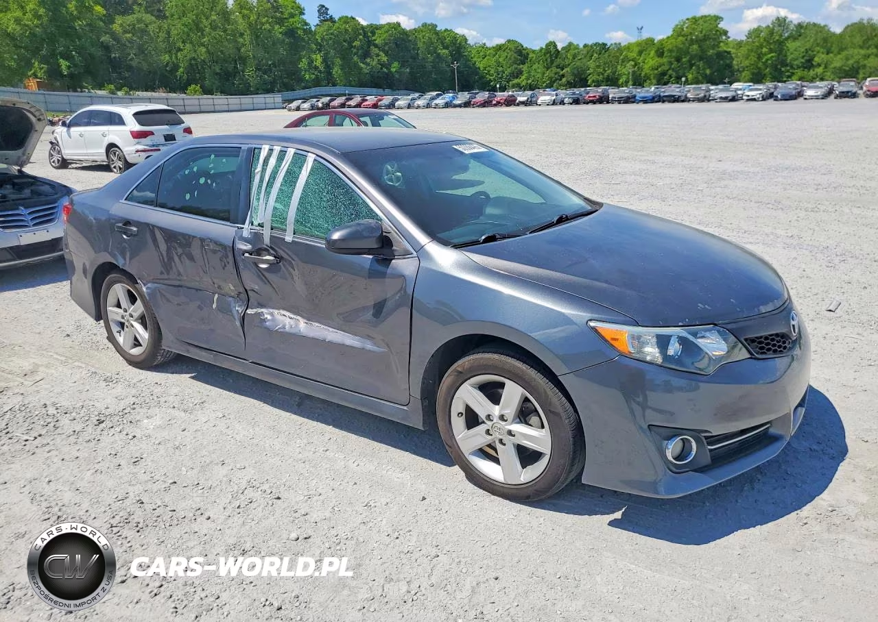 2014 Toyota Camry Se VIN:4T1BF1FK4EU399335 - 4