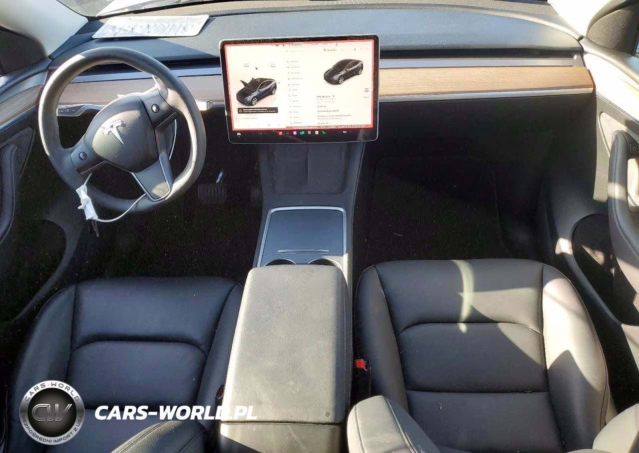 2024 Tesla Model Y VIN:7SAYGAEE5RF064092 - 8