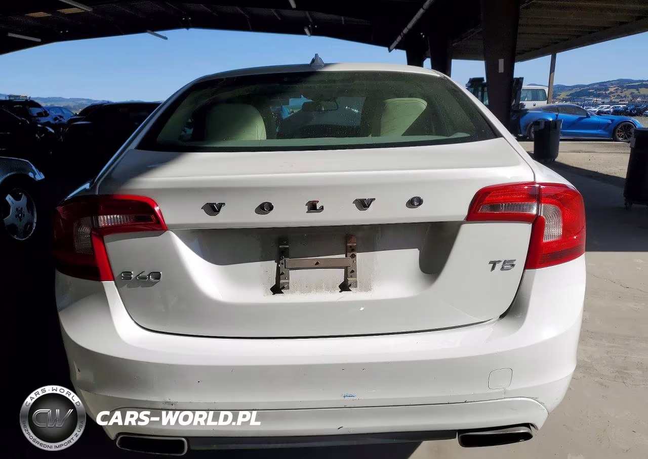 2014 Volvo S60 T5 VIN:YV1612FS2E2283485 - 6