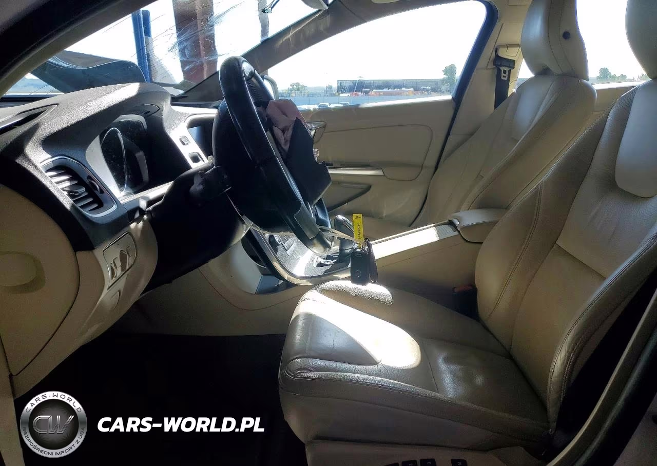 2014 Volvo S60 T5 VIN:YV1612FS2E2283485 - 7